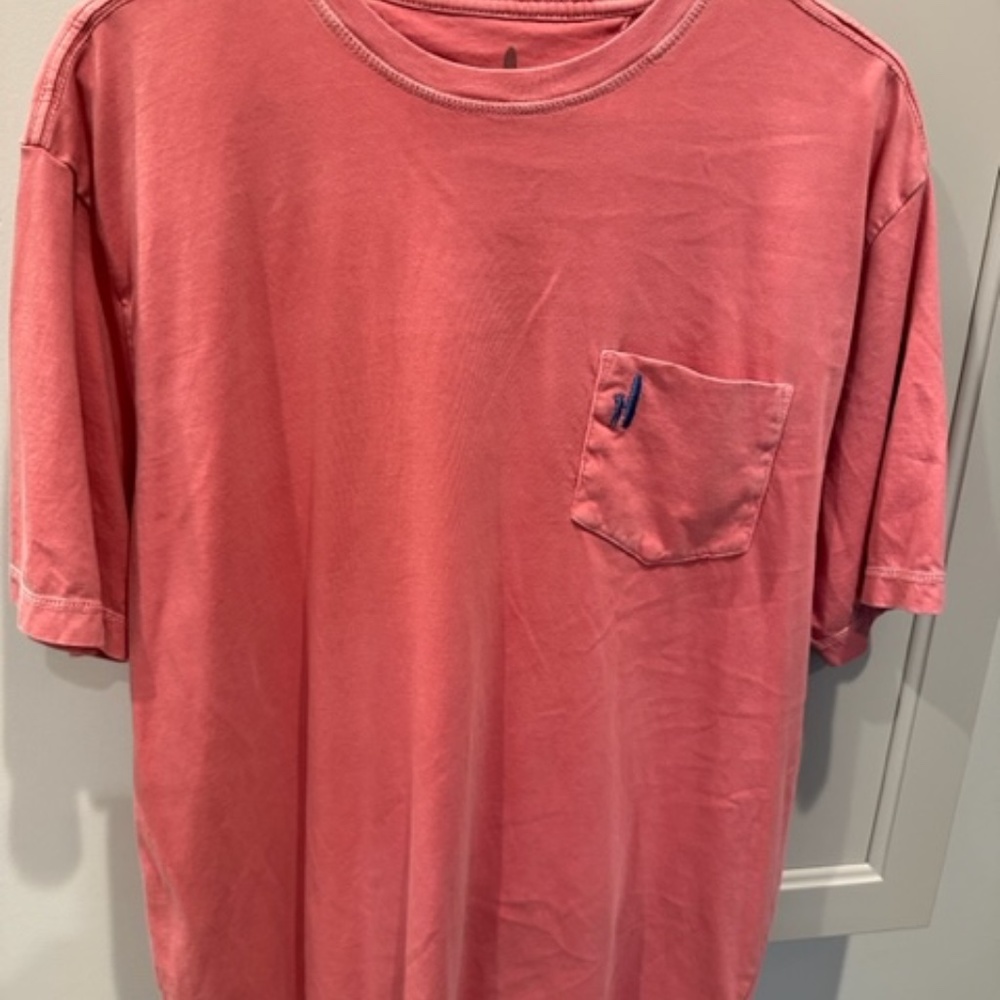 Johnnie O Tee shirt size large,